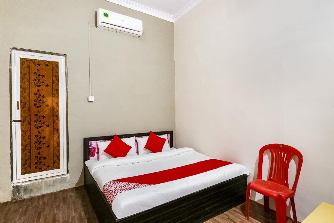 Oyo 69647 Yash Lodge Jabalpur Exteriör bild